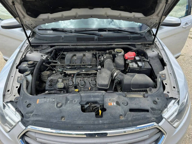 2015 Ford Taurus SEL