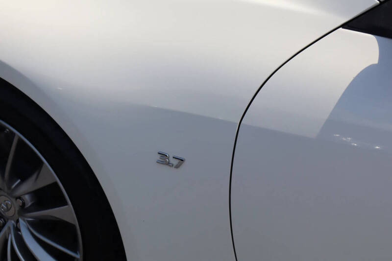 2015 Infiniti Q60 Convertible