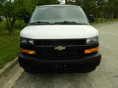 2022 Chevrolet Express 2500