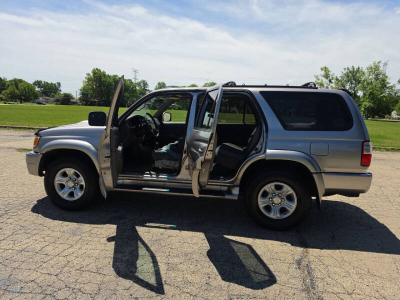 2002 Toyota 4Runner SR5