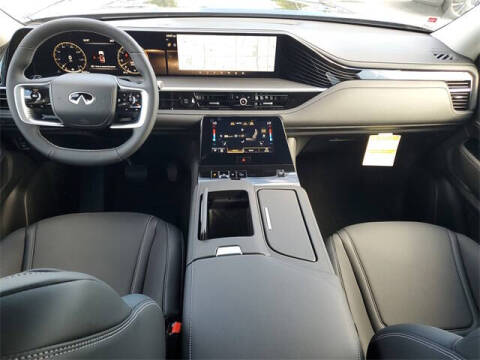 2026 Infiniti QX80 Pure