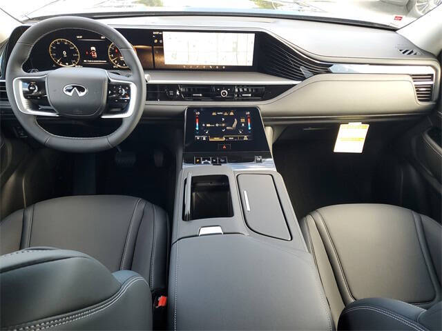 2026 Infiniti QX80 Pure