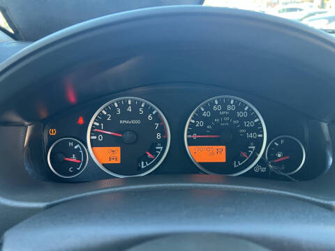 2010 Nissan Pathfinder SE