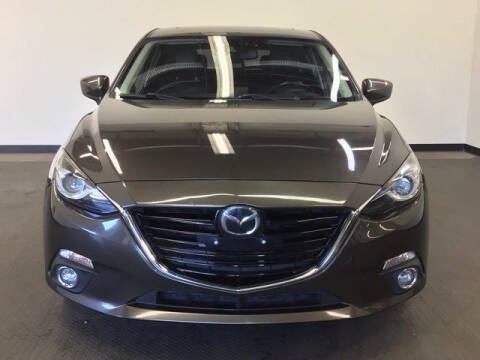 2016 Mazda MAZDA3 s Grand Touring