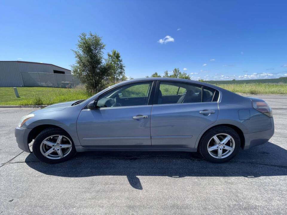 2012 Nissan Altima for sale at Twin Cities Auctions in Elk River, MN