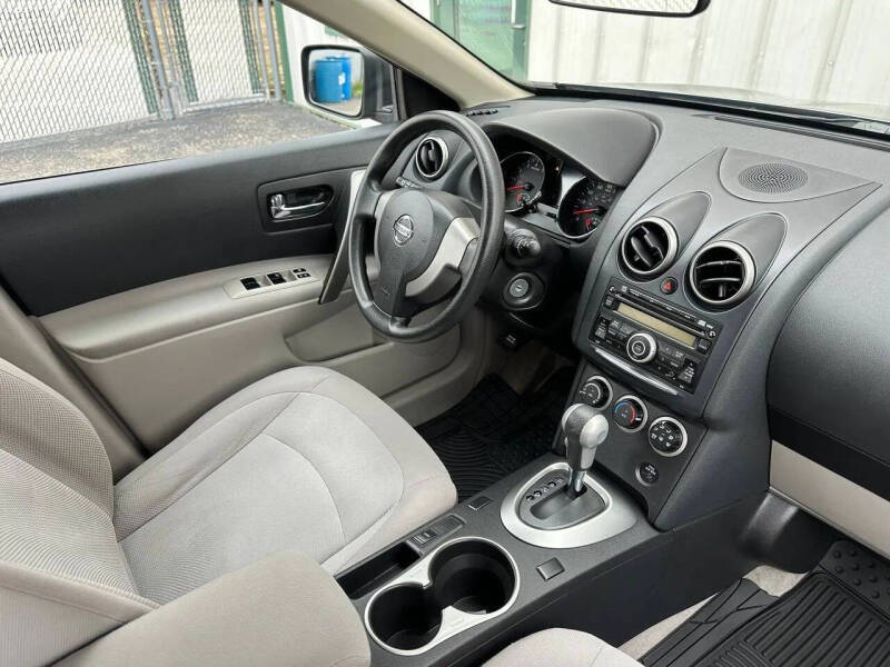 2015 Nissan Rogue Select S