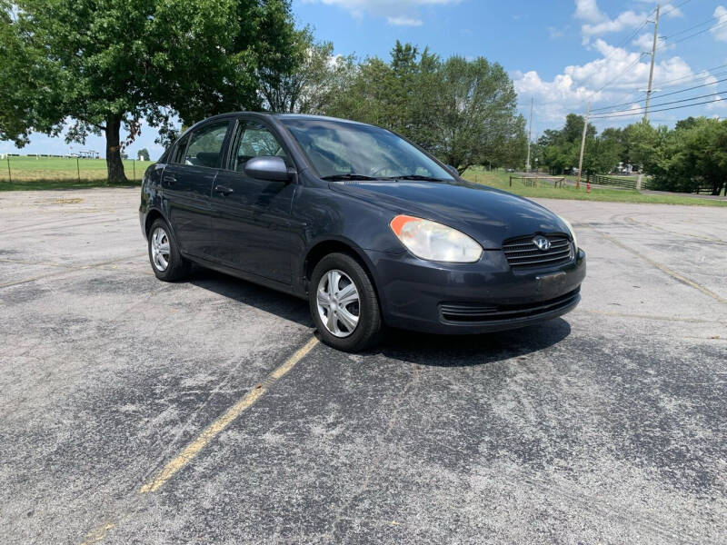 2009 Hyundai Accent for sale at TRAVIS AUTOMOTIVE in Corryton TN