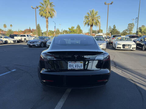 2018 Tesla Model 3 Mid Range
