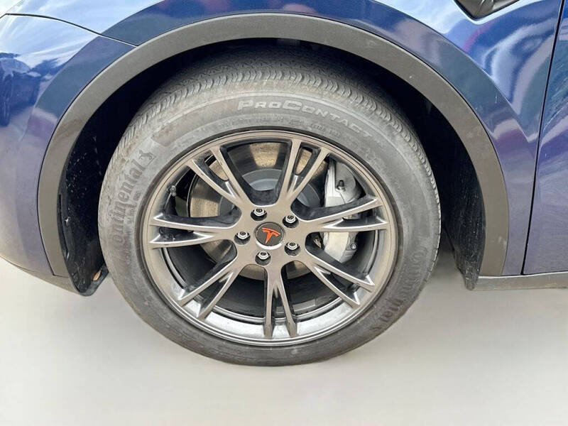 2025 Tesla Model Y Long Range