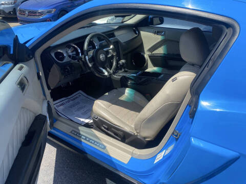 2010 Ford Mustang V6