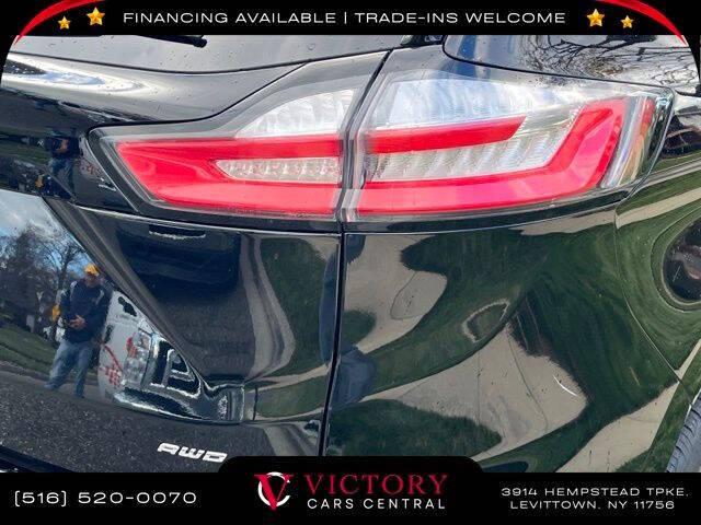 2023 Ford Edge Titanium