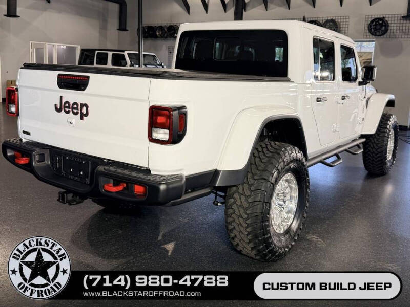 2023 Jeep Gladiator