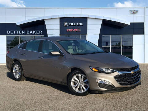 2022 Chevrolet Malibu for sale at Betten Baker Preowned Center in Twin Lake MI