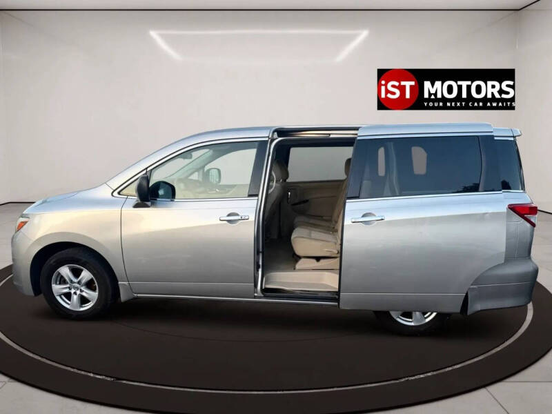 2012 Nissan Quest