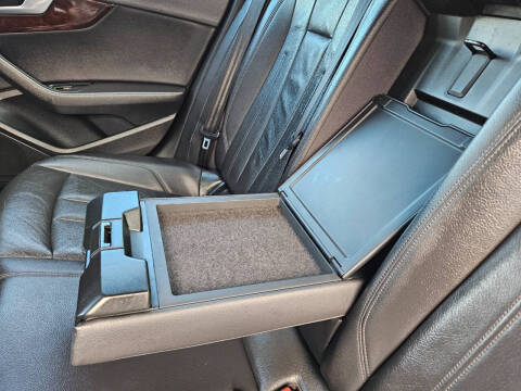 2017 Audi A4 2.0T quattro Premium