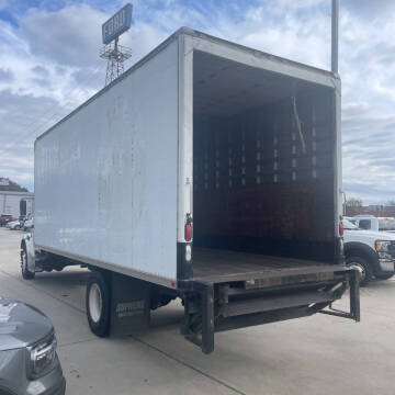 2007 Freightliner M2 106