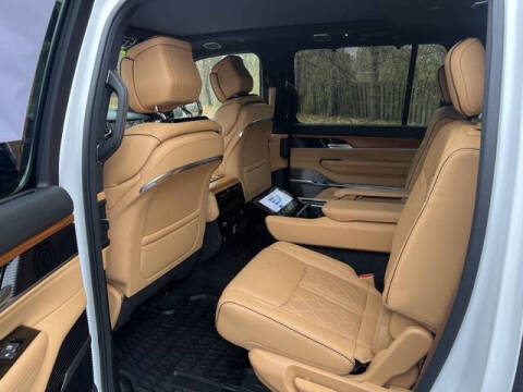 2024 Jeep Grand Wagoneer L Series III