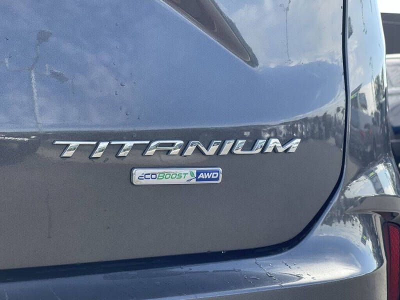 2020 Ford Edge Titanium