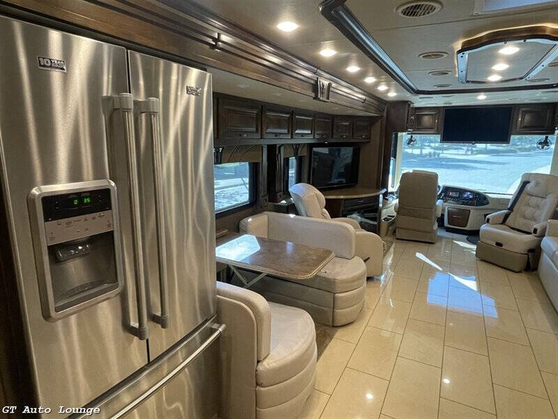 2016 Freightliner XCM Chassis