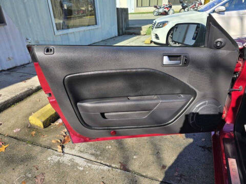 2005 Ford Mustang GT Premium