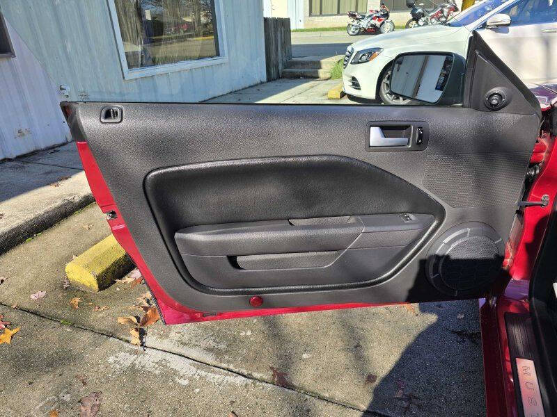 2005 Ford Mustang GT Premium