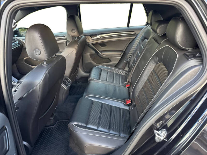 2018 Volkswagen Golf R 4Motion