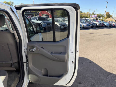 2017 Nissan Frontier SV