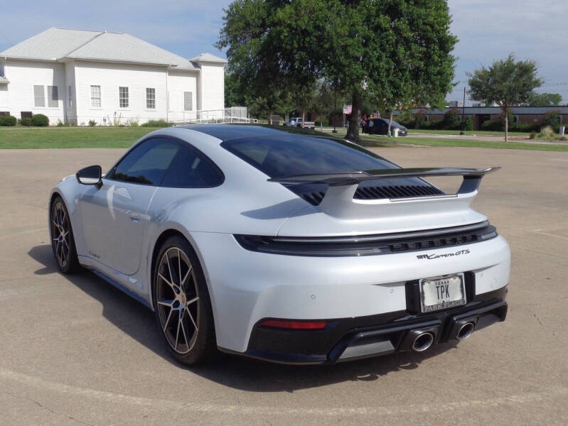 2025 Porsche 911 Carrera