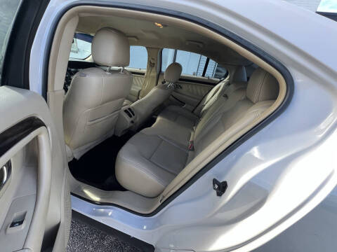 2016 Ford Taurus Limited