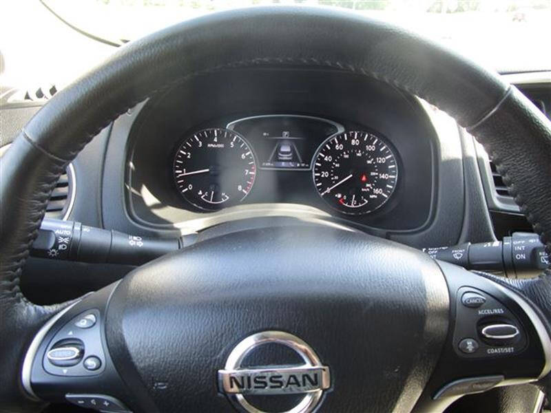 2019 Nissan Pathfinder SV