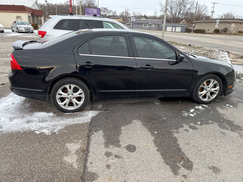 2012 Ford Fusion SE's photo