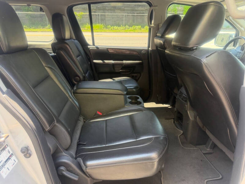 2012 Nissan Armada Platinum