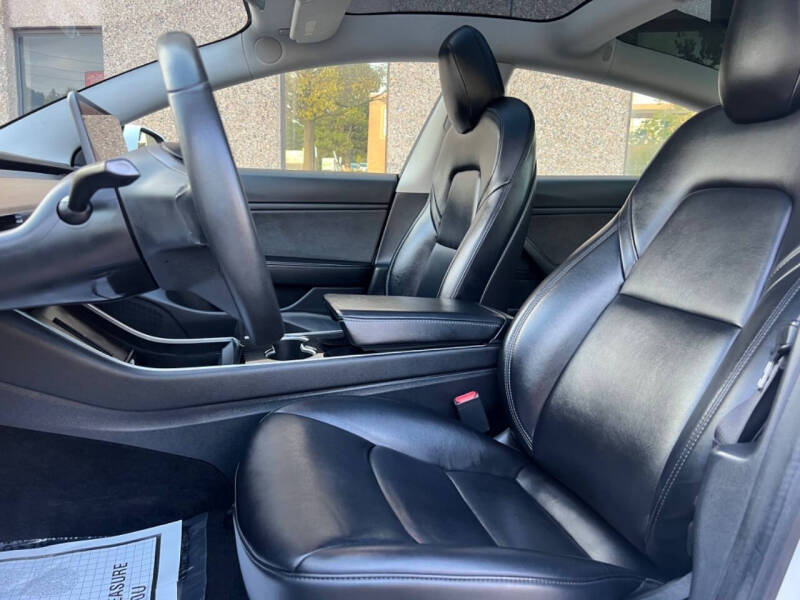 2020 Tesla Model 3 Long Range