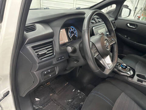 2018 Nissan LEAF SV