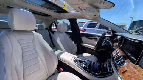 2017 Mercedes-Benz E-Class E 300 4MATIC
