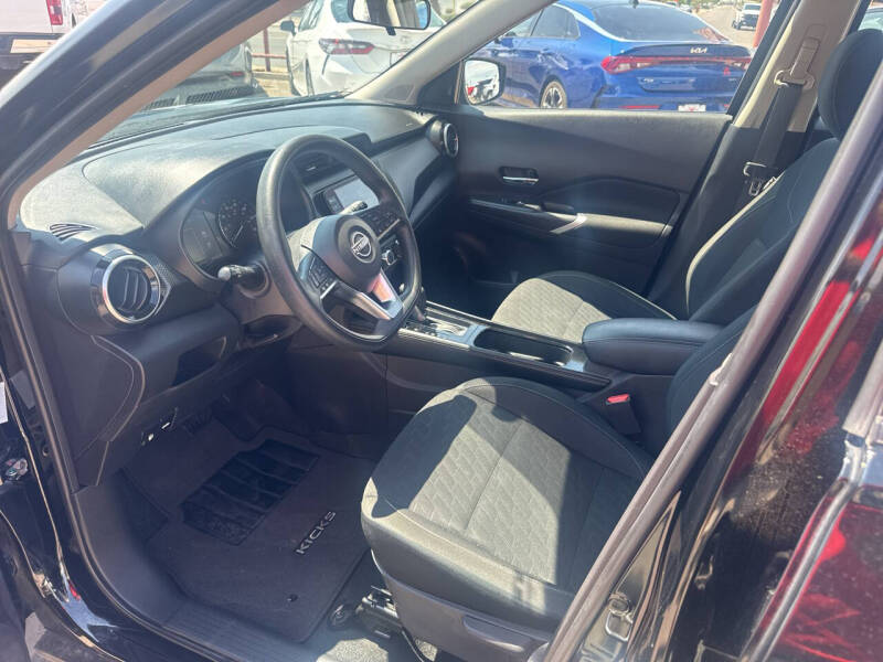 2024 Nissan Kicks SV