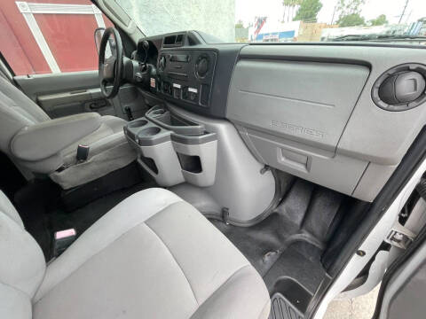 2010 Ford E-Series E-250