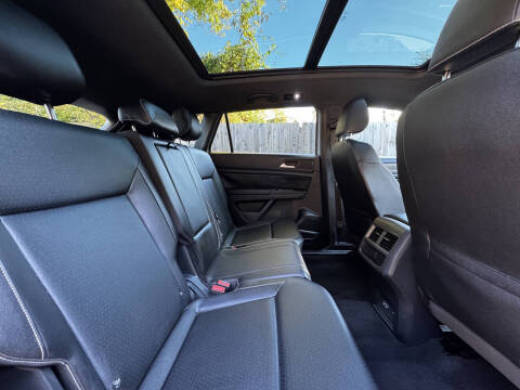 2020 Volkswagen Atlas Cross Sport SE