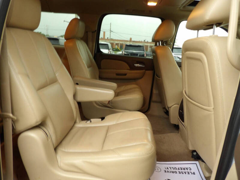 2011 GMC Yukon XL SLT