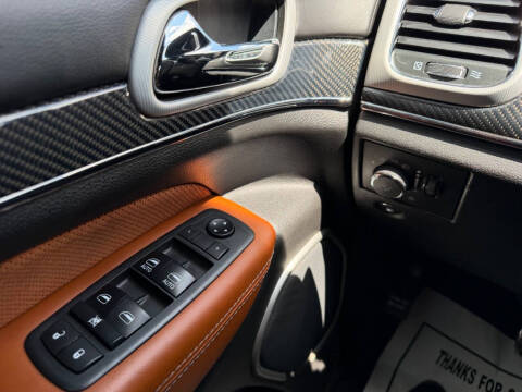 2020 Jeep Grand Cherokee SRT