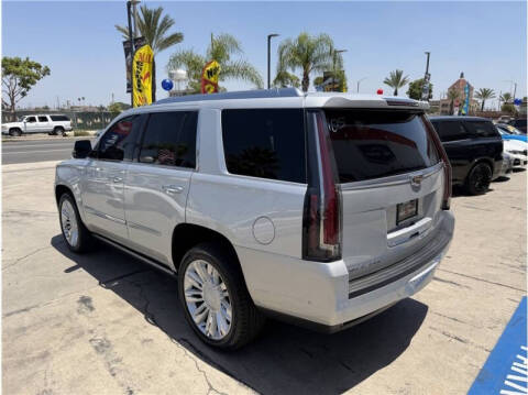 2019 Cadillac Escalade Platinum