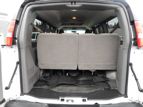 2017 Chevrolet Express LT 3500