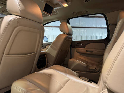 2011 GMC Yukon XL SLT