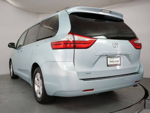 2015 Toyota Sienna