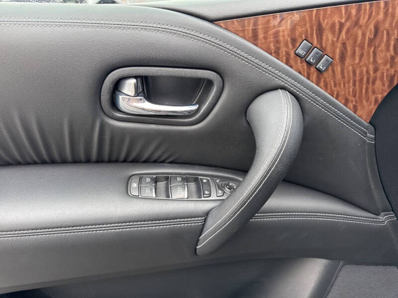 2019 Nissan Armada Platinum