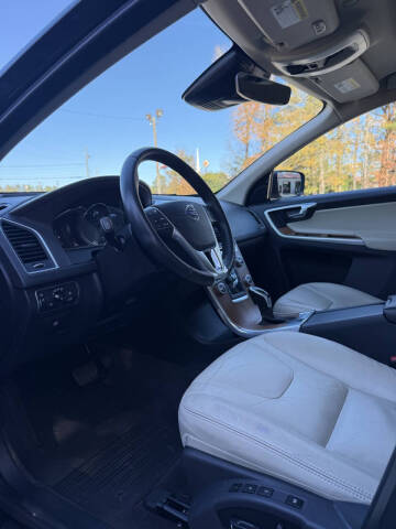 2017 Volvo XC60 T5 Inscription