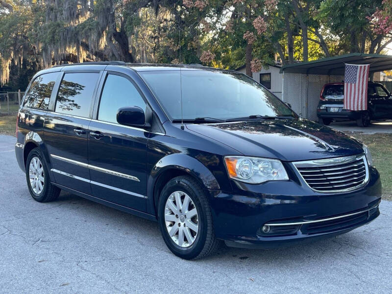 2016 Chrysler Town and Country Touring