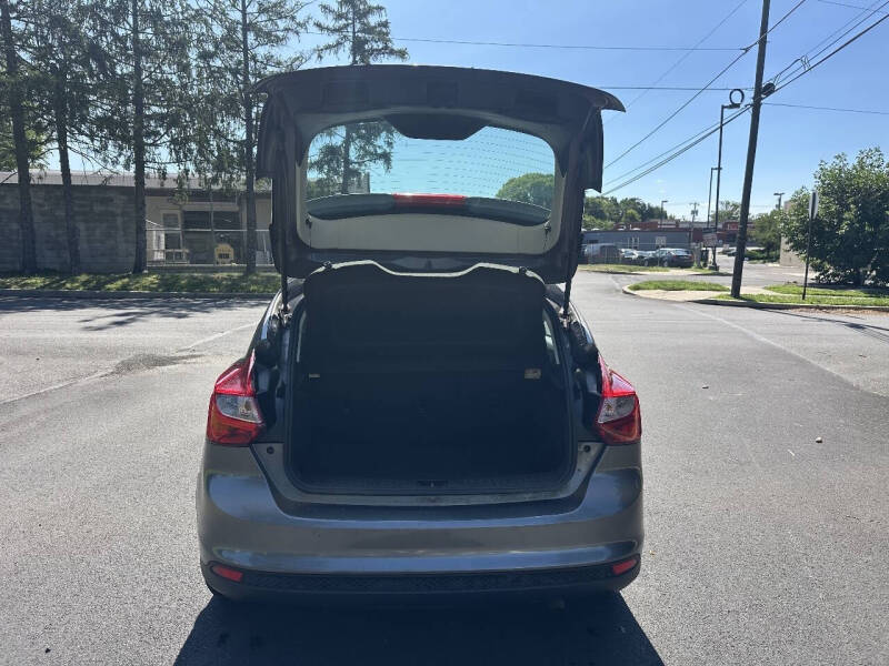 2013 Ford Focus SE