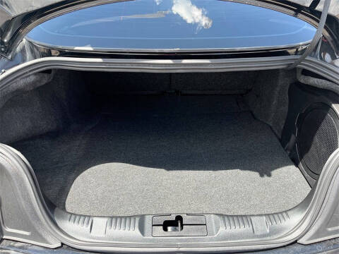 2022 Ford Mustang Mach 1