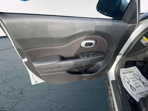 2019 Kia Soul +